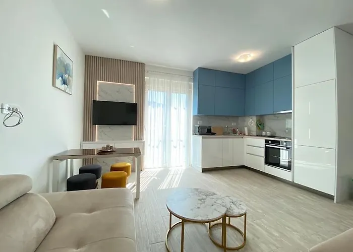 Becici - Apartment Majestic