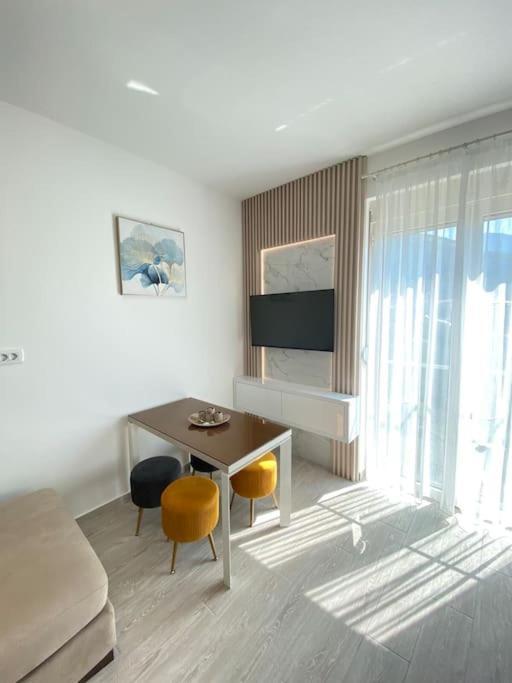 Apartment Becici - Majestic *